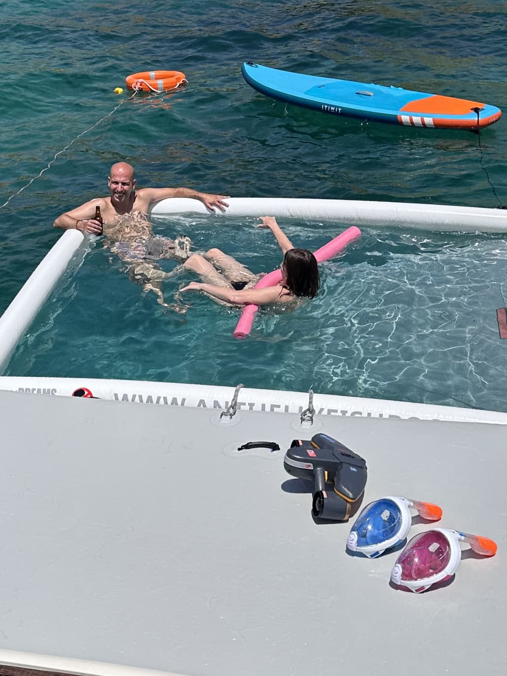 Luxuriöse 4-stündige Kreuzfahrt mit Aktivitäten