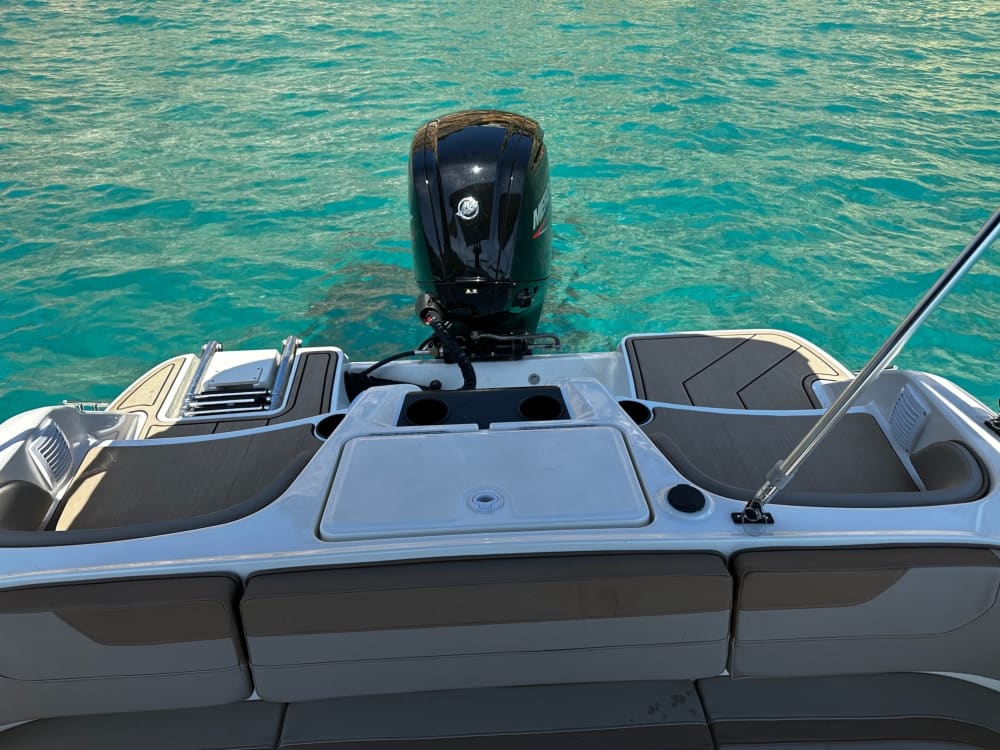 Entdecken Sie die Küste von Santa Ponsa: Ein kompletter Tagesausflug an Bord eines Motorboots