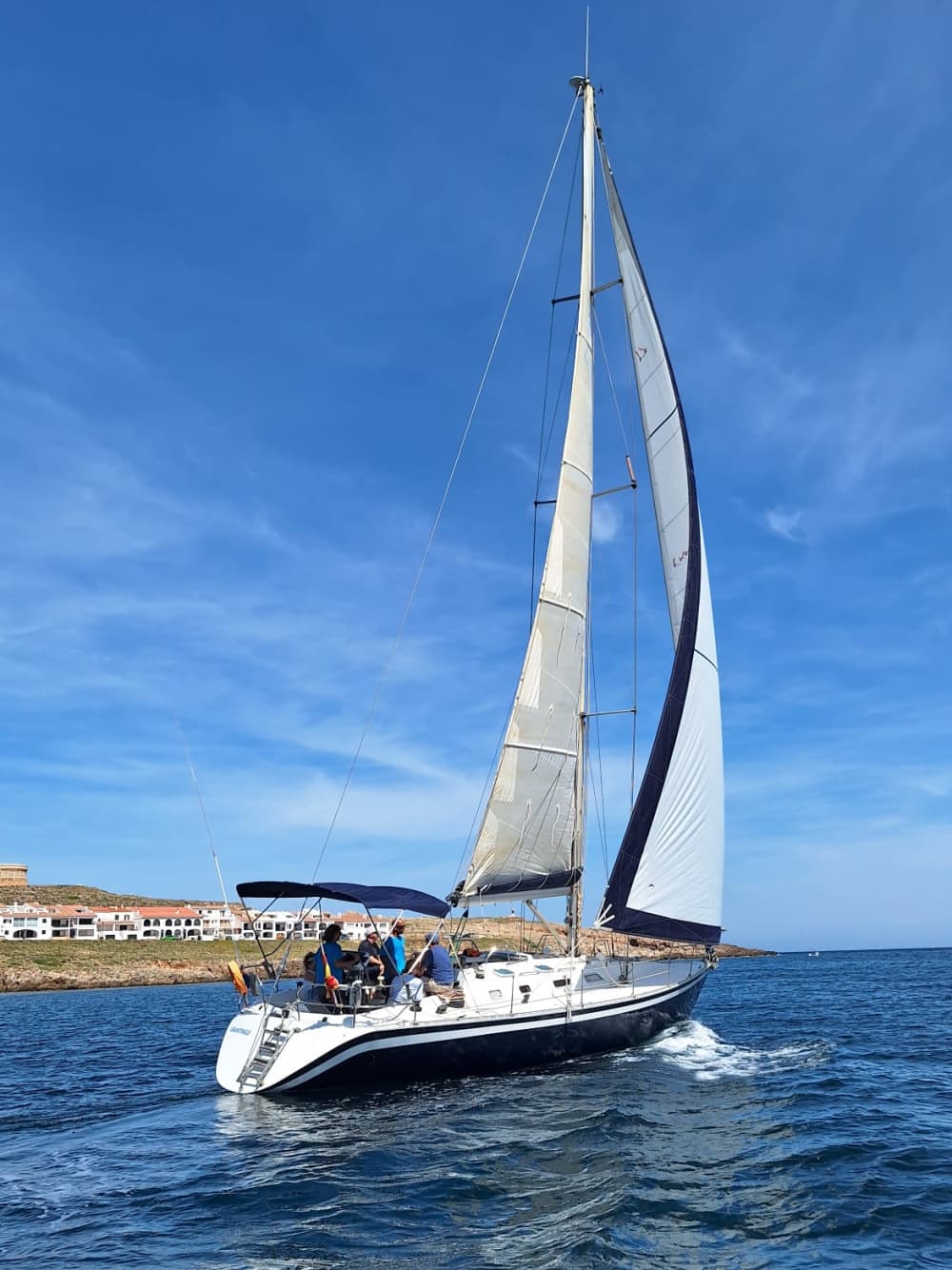 Excursion de voile tout compris de 7 heures dans le nord de Minorque