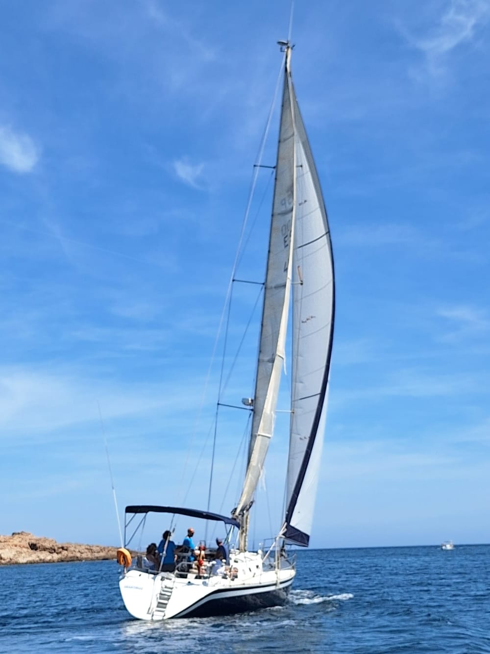 Excursion de voile tout compris de 7 heures dans le nord de Minorque