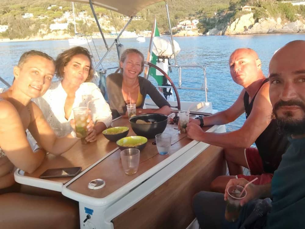 Einen Tag lang Punta Ala entdecken: Das wahre Dolce Vita auf einem Segelboot