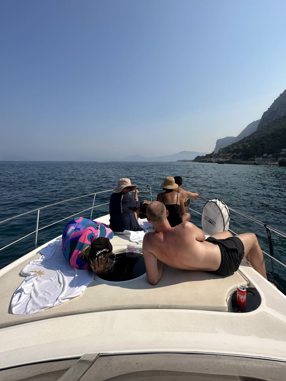 Ontdek Palermo tijdens een 7-uur durende boottocht op een motorboot.