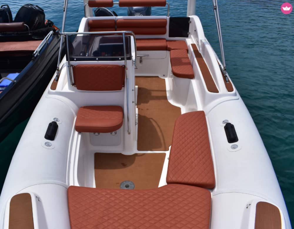 Ημιήμερη κρουαζιέρα στις νότιες παραλίες της Μυκόνου