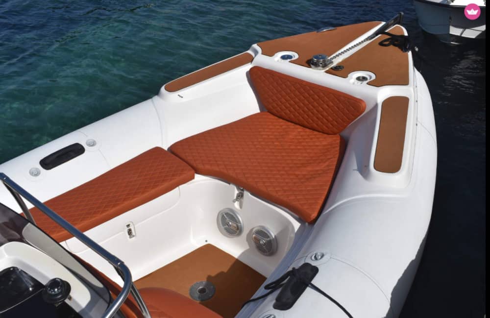 Ημιήμερη κρουαζιέρα στις νότιες παραλίες της Μυκόνου