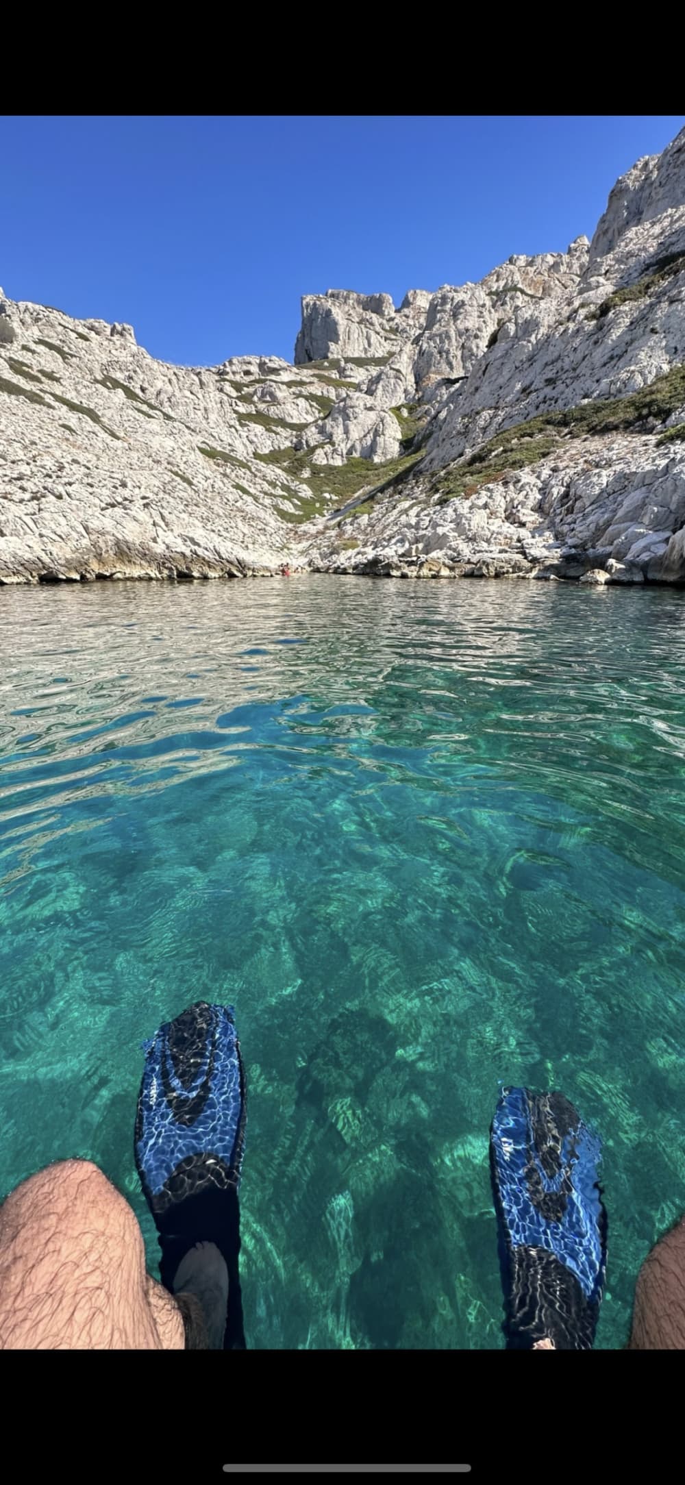 Entspannen Sie sich 3 Stunden und 45 Minuten lang auf einem Motorboot in La Ciotat.
