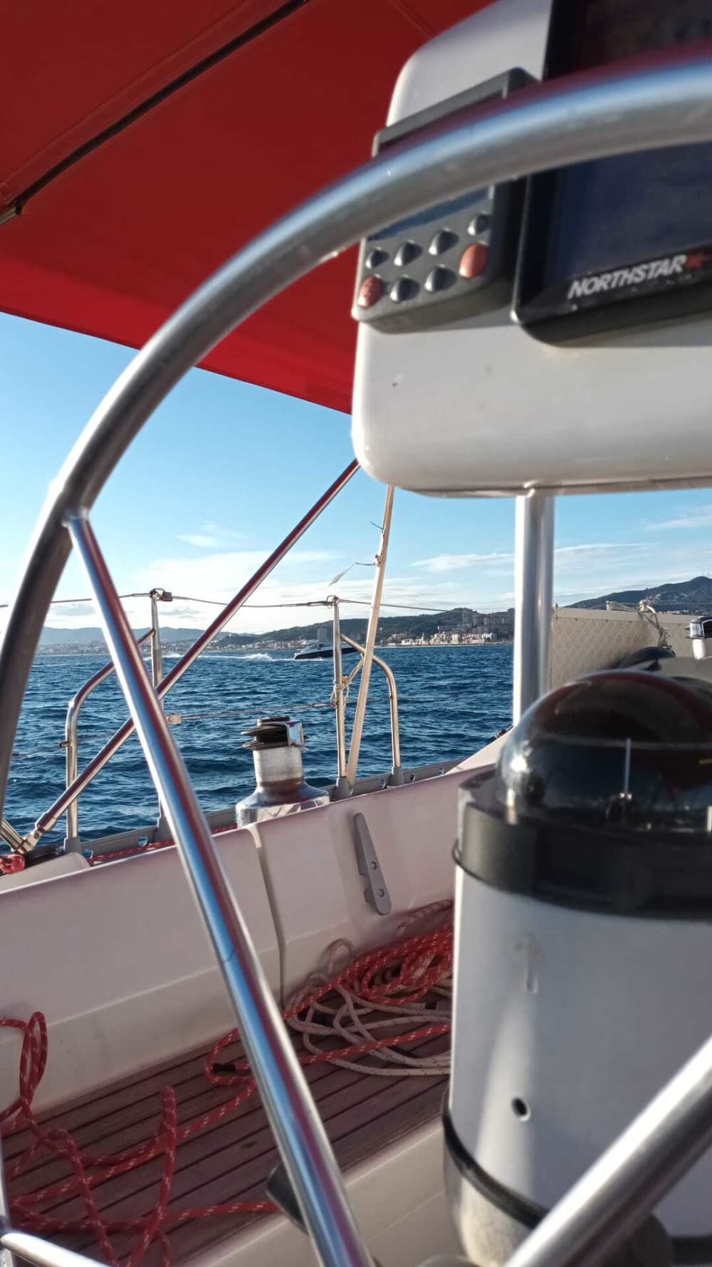 Utforska Ibiza och njut av en heldags segling på en segelbåt