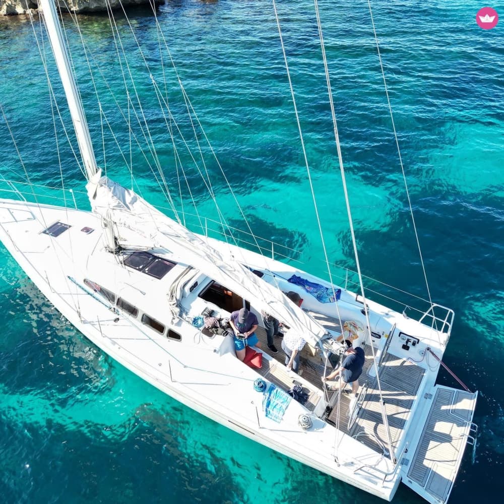 Zonsondergangavond in de haven van Marseille
