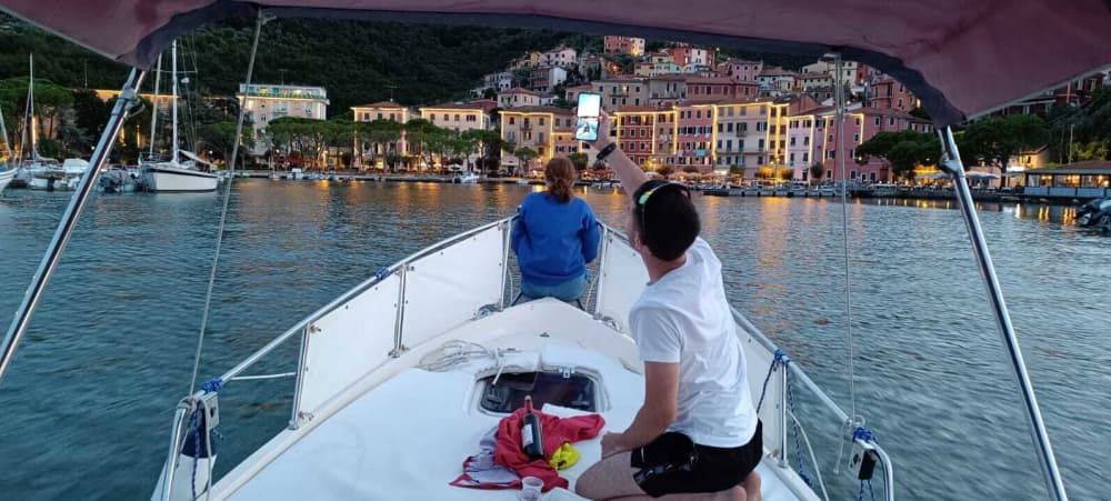 Descubrimiento de La Spezia en medio día: Su breve escapada en lancha motora.
