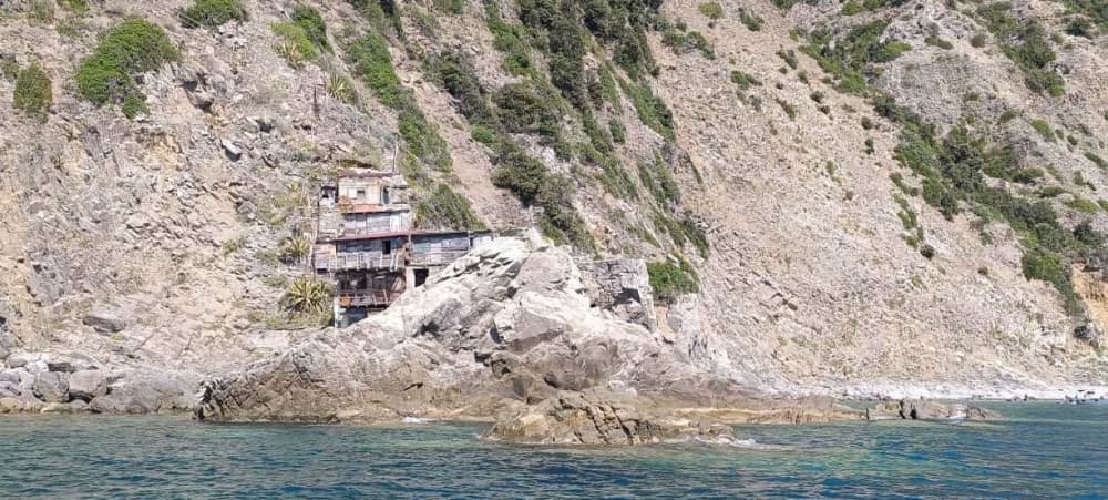 Descubrimiento de La Spezia en medio día: Su breve escapada en lancha motora.