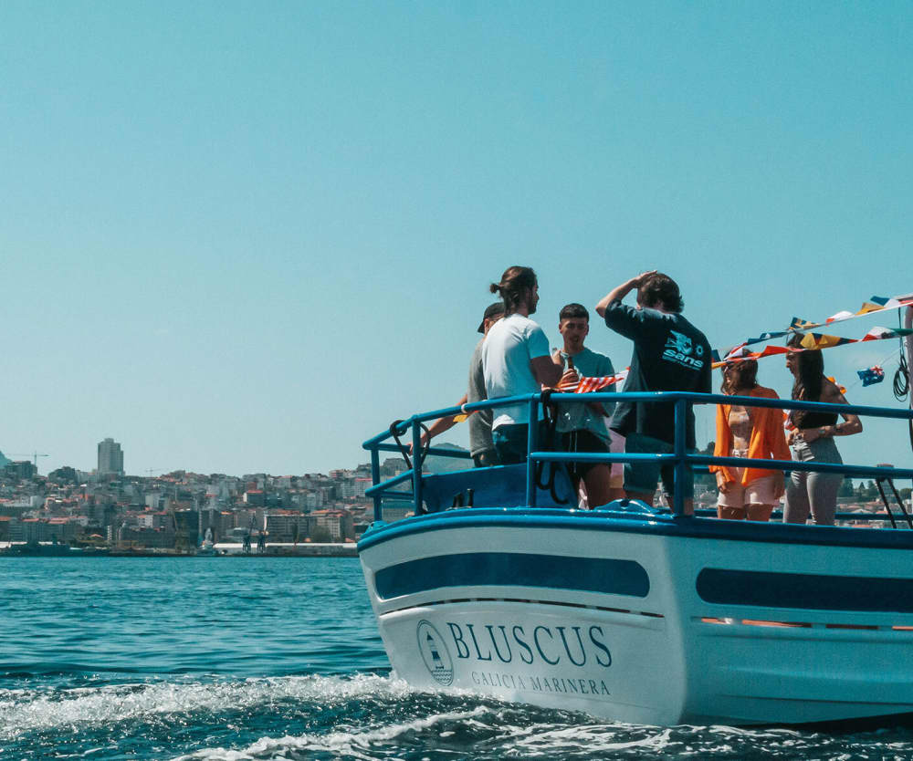 Verbringen Sie 3,5 Stunden auf dem Wasser in Vigo bei Sonne und klarem Wasser.