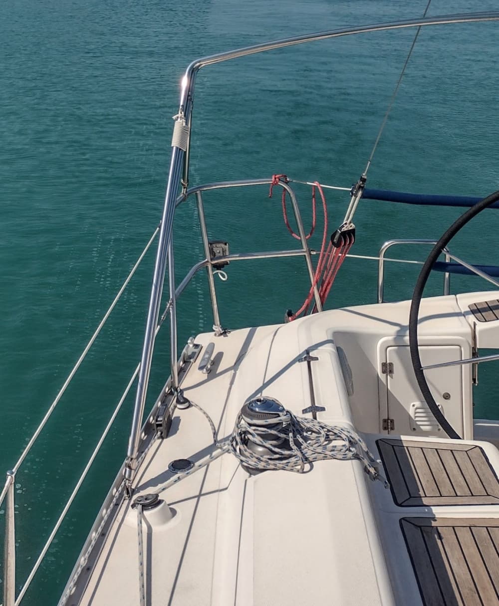 Njut av en dag till sjöss i Ancona på en segelbåt