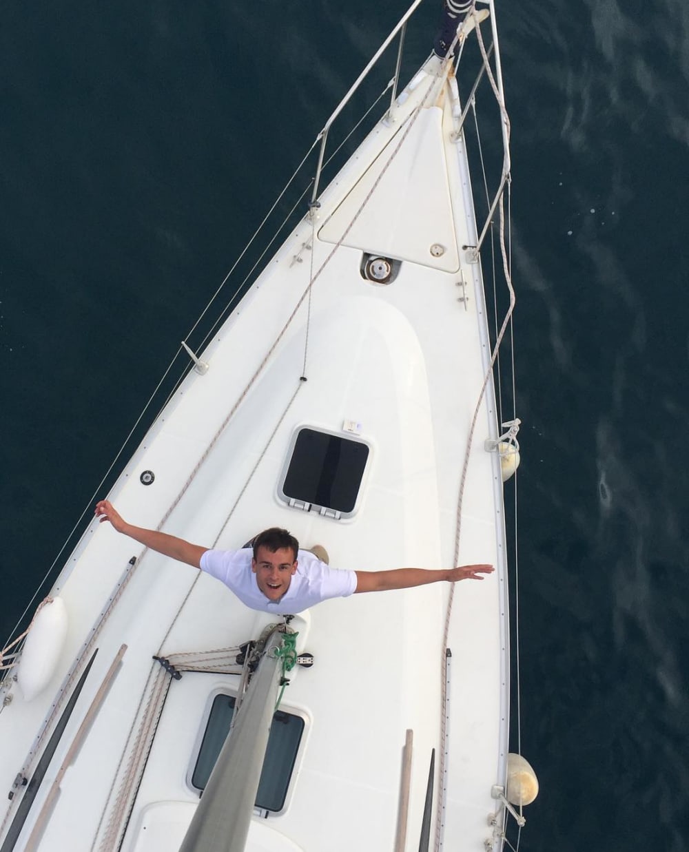 Исследуйте Элафитские острова: полудневная экскурсия на частной моторной лодке