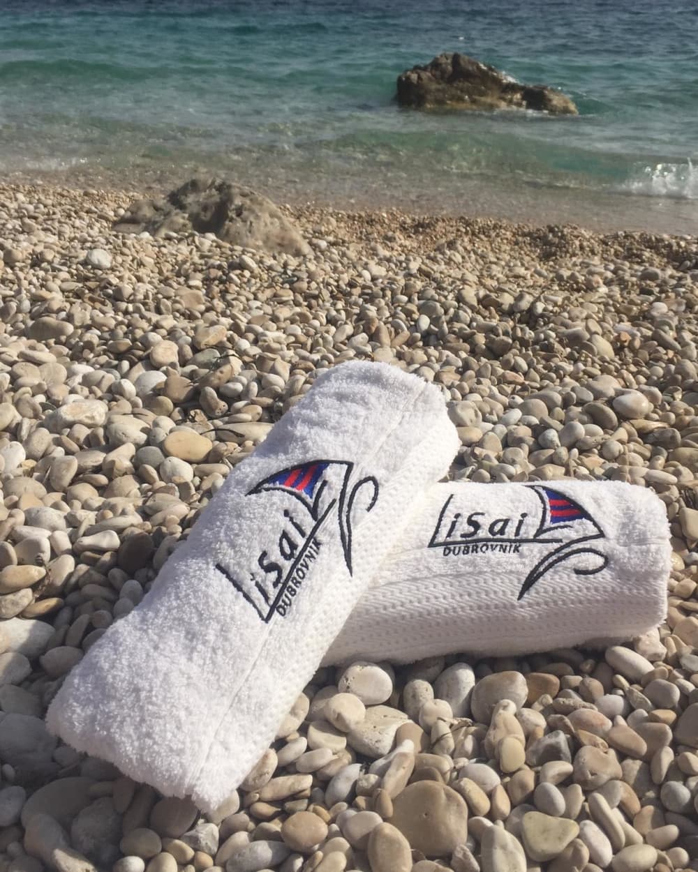 Исследуйте Элафитские острова: полудневная экскурсия на частной моторной лодке