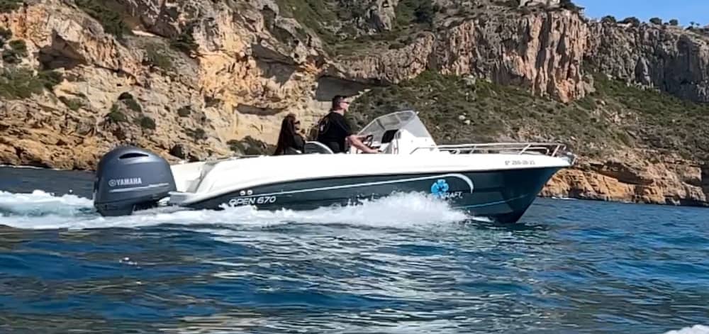 A full day of sun and turquoise waters along the coasts of Denia and Jávea.