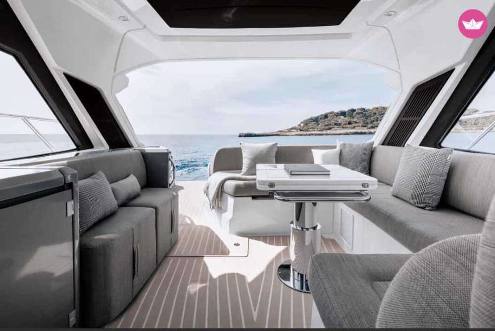 Blå horisonter väntar: En heldags lyxig yachtupplevelse från Bodrums dolda pärlor