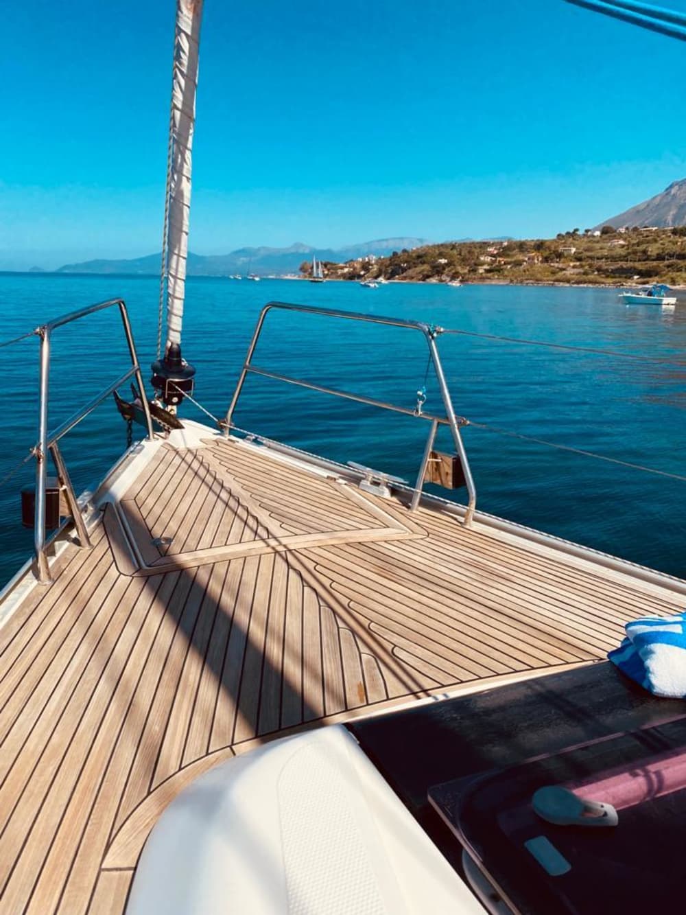 Breng 6 uur door met zeilen rond Palermo op een zeilboot.
