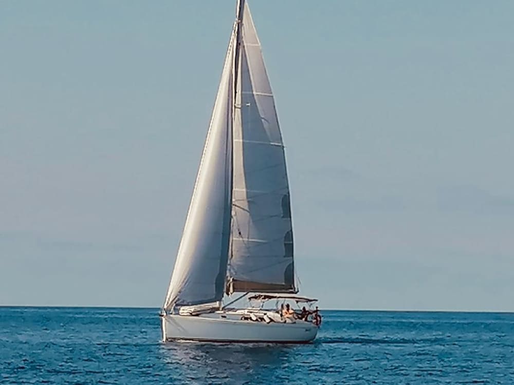 Breng 6 uur door met zeilen rond Palermo op een zeilboot.