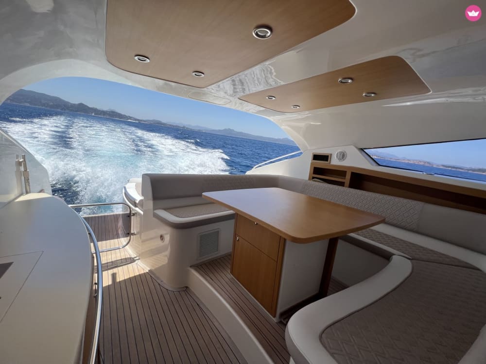 Emerald Escapes: A Personalized Yacht Tour of Maddalena