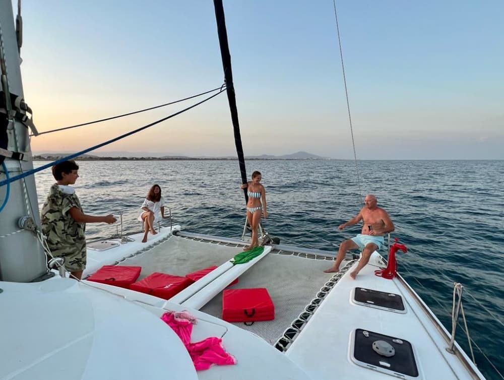 9 horas de navegação ao longo da costa de Peñíscola