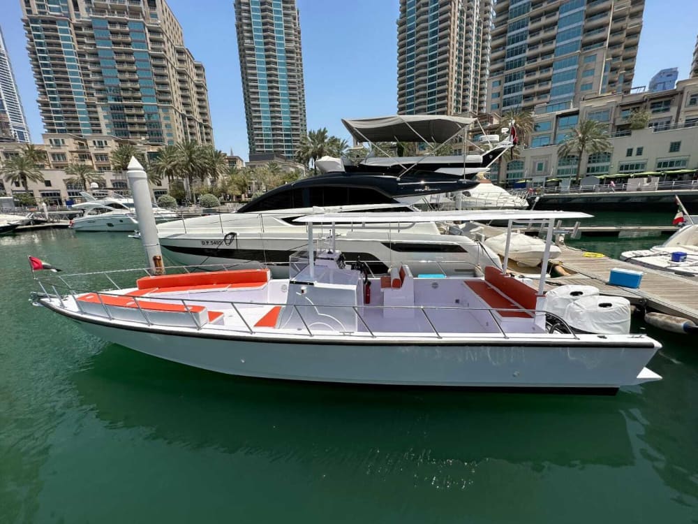 Halbtägige Dubai-Entdeckung: Ihr Kurztrip mit dem Motorboot