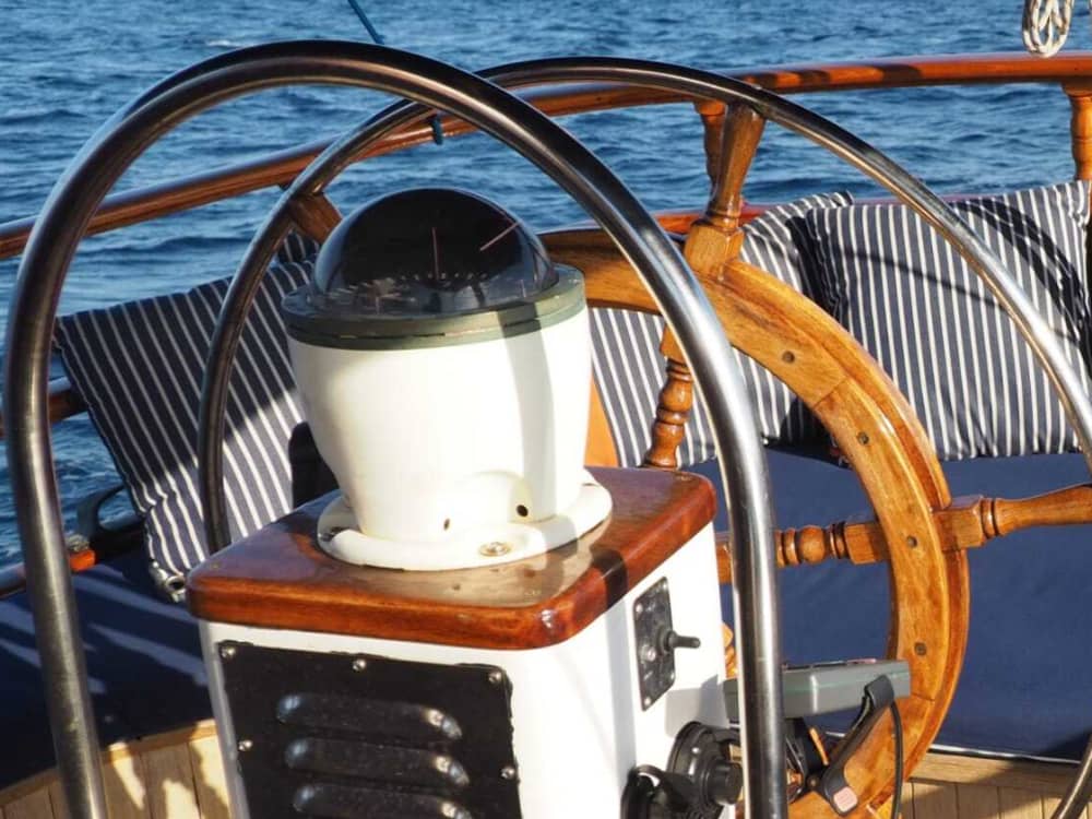 The rhythm of Barcelona: Unforgettable moments on a sailboat