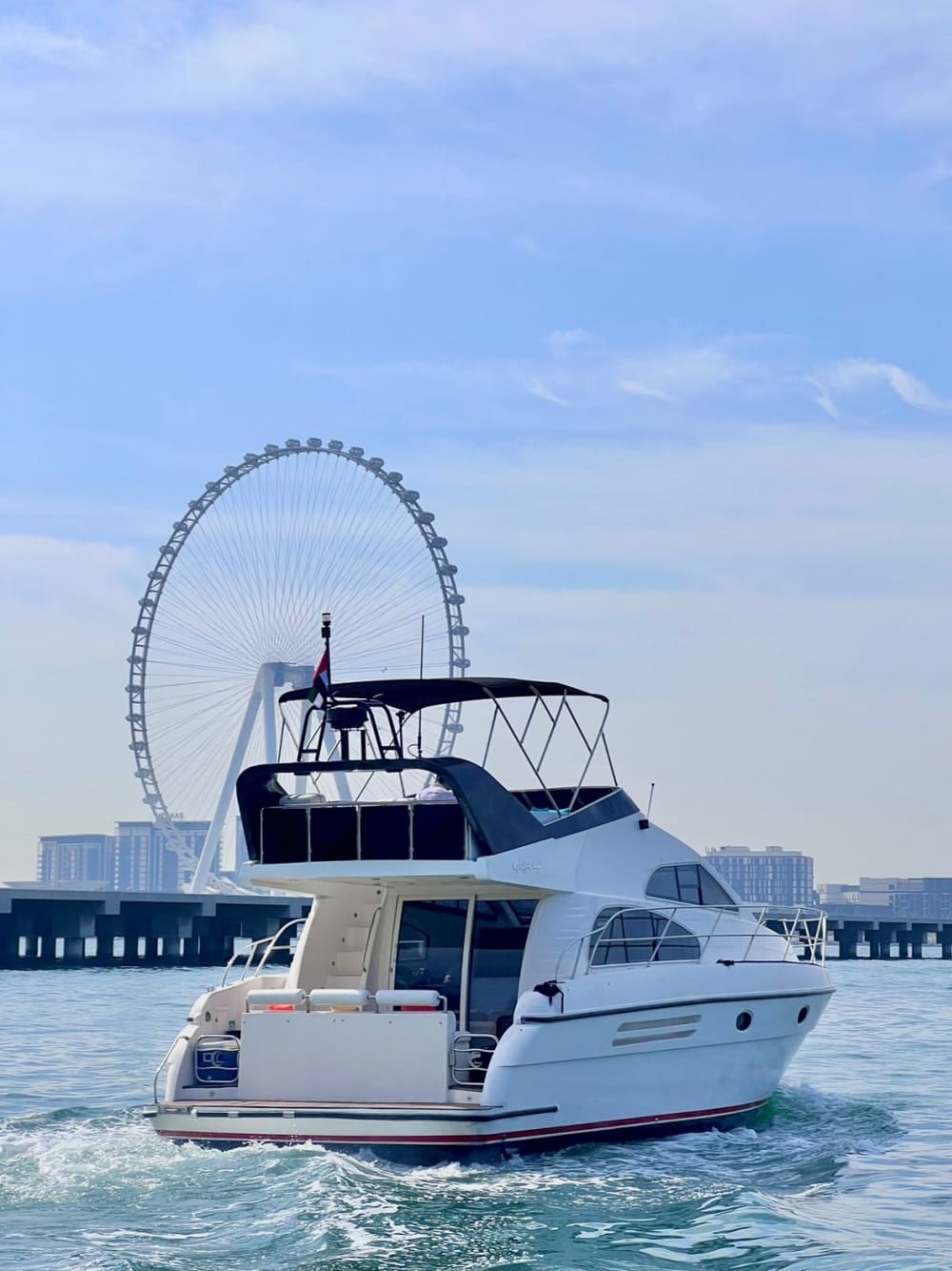 The highlight of your summer: 4h escape in Dubai Marina aboard a motor yacht