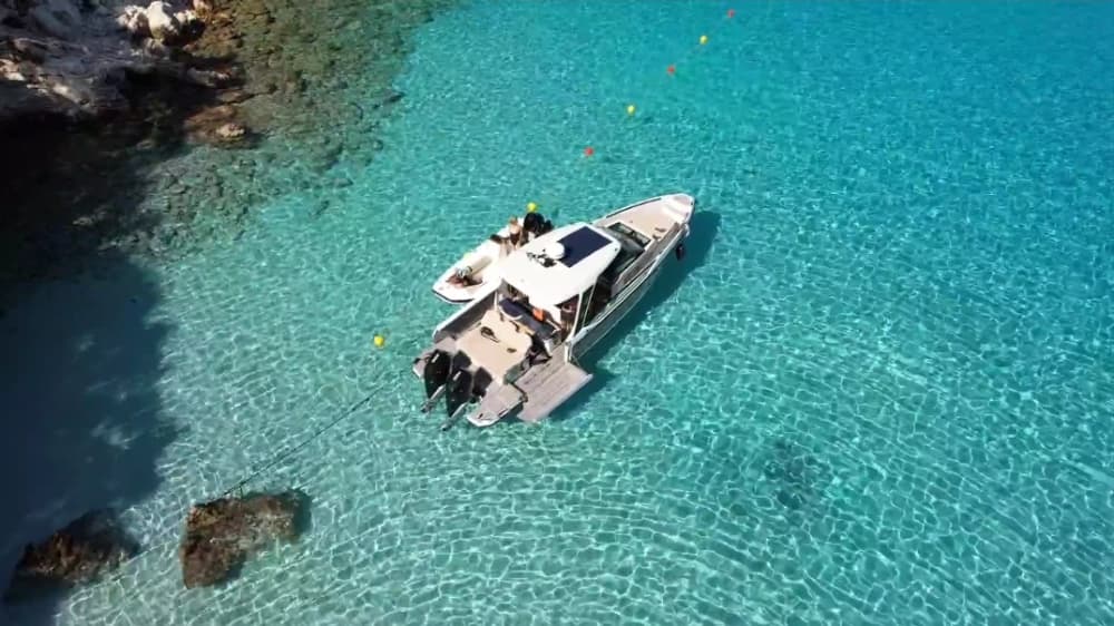 Escapade en yacht privé à Paxos, Antipaxos et aux grottes bleues