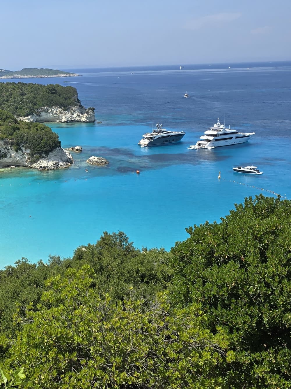 Escapade en yacht privé à Paxos, Antipaxos et aux grottes bleues