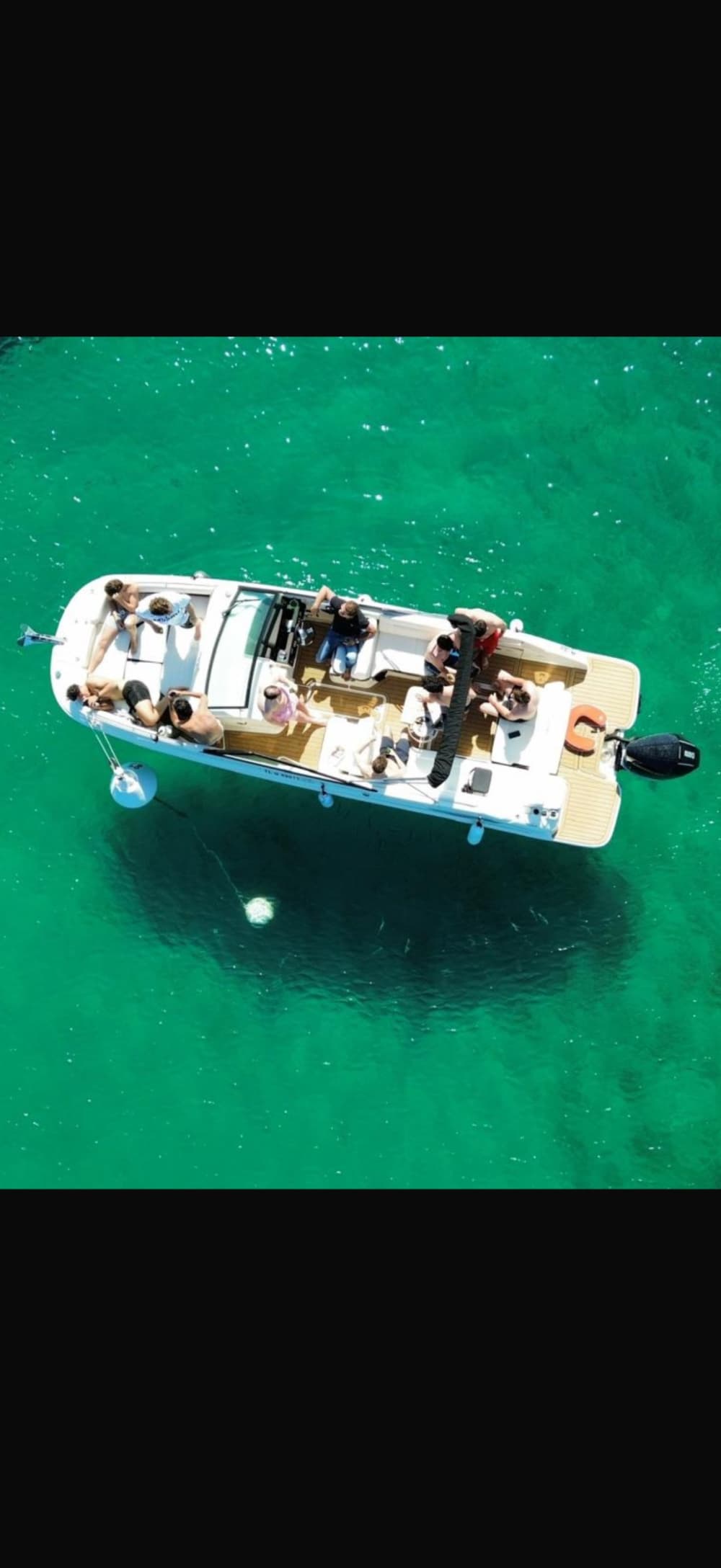 Geniet 3 uur en 45 minuten van de zon op een motorboot in Saint-Raphaël.