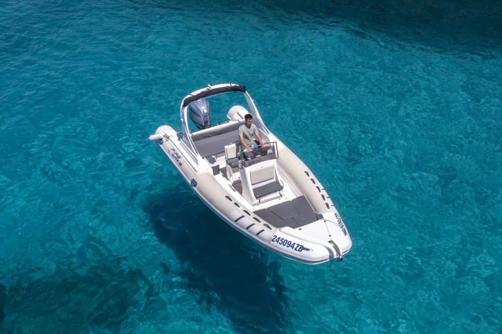 Excursion d'île en île au départ de Zadar : Blue Bays, Kali, Ošljak et l'îlot Galevac