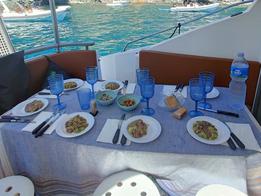 8,5 часов солнца и бирюзовых вод вокруг Л'Эскалы