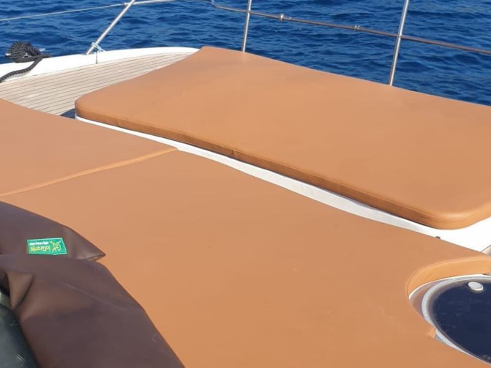 8,5 часов солнца и бирюзовых вод вокруг Л'Эскалы