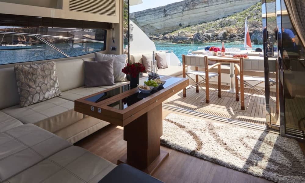 Um dia no mar partindo da marina de Grand Harbour