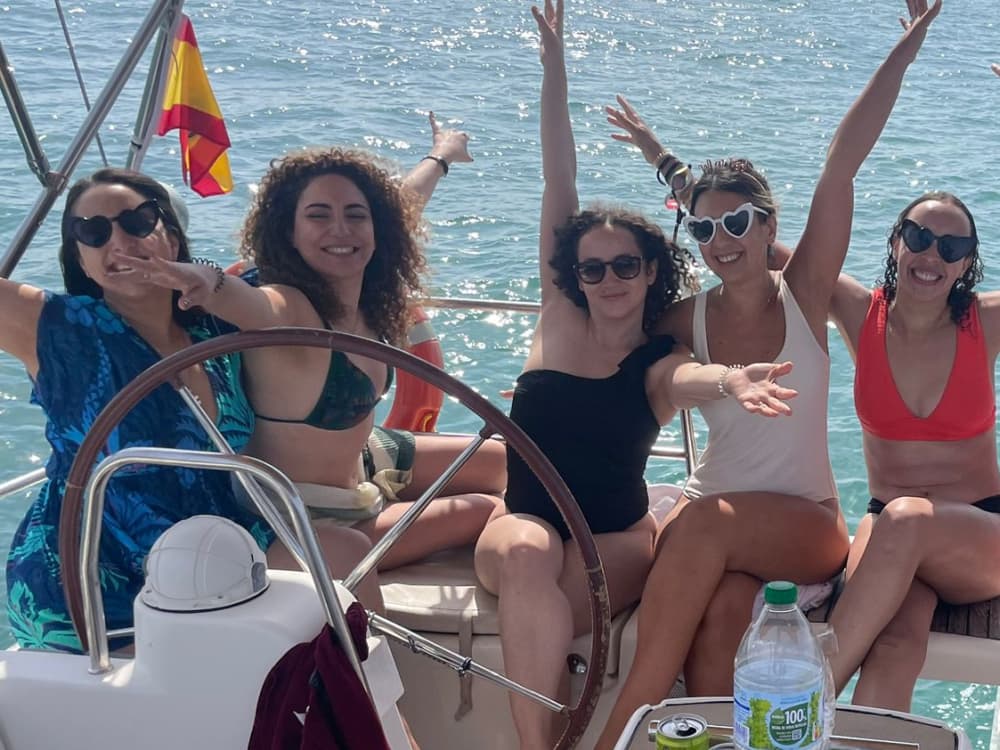 Half-day sailing excursion around Valencia.