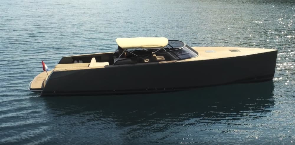 Fuga excepcional para Saint-Tropez – Cruzeiro VanDutch 40 com escala em Pampelonne