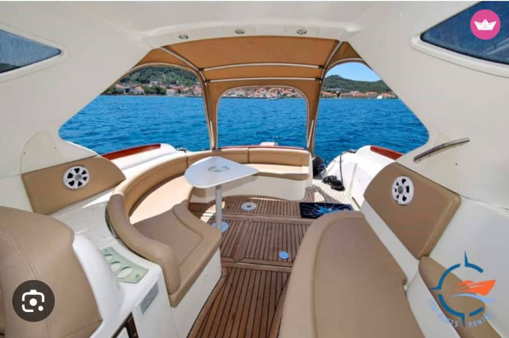 Nadar y descubrir: excursión privada de medio día en barco por la Costa Blanca Sur