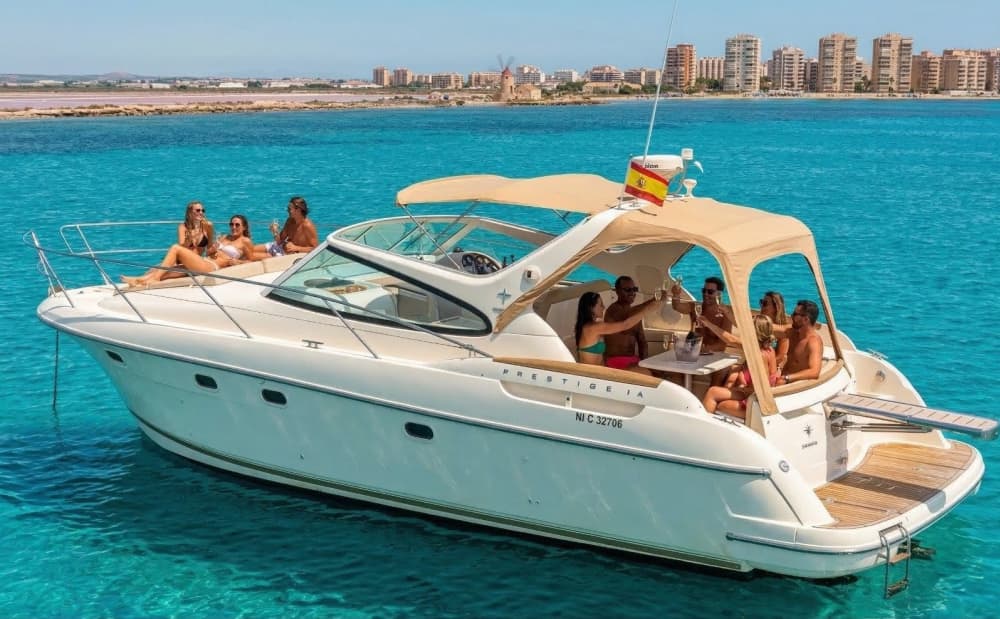 Nager et découvrir : excursion en bateau privé le long de la Costa Blanca Sud