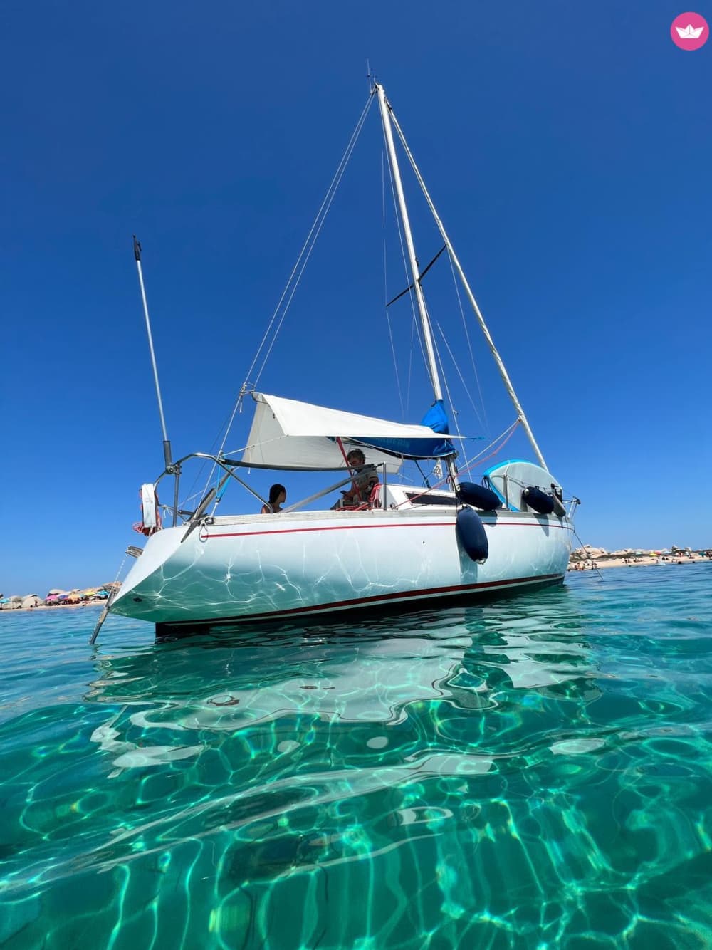 Sailing with Fabio. A day trip by sailboat between Sardinia and Corsica.