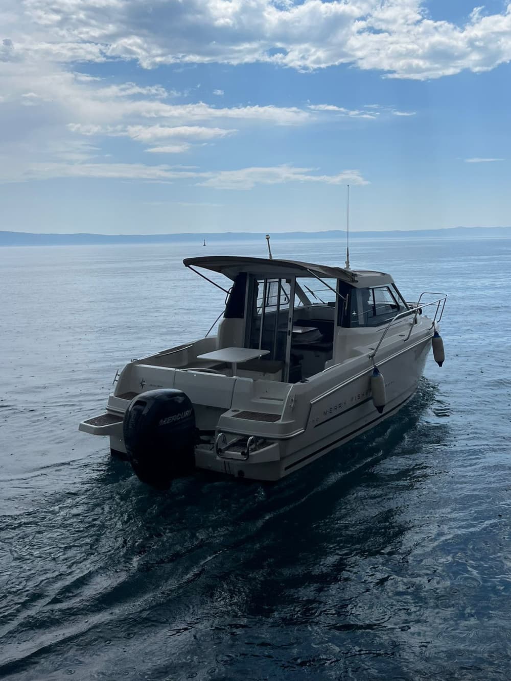 Enjoy 9h on a motorboat in Makarska