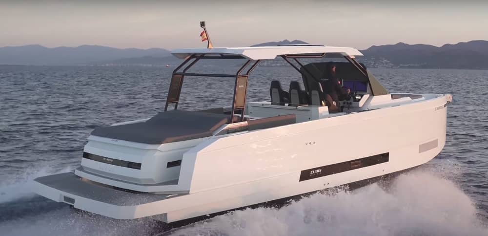 Crociera al tramonto a Taormina: romanticismo e orizzonte dorato