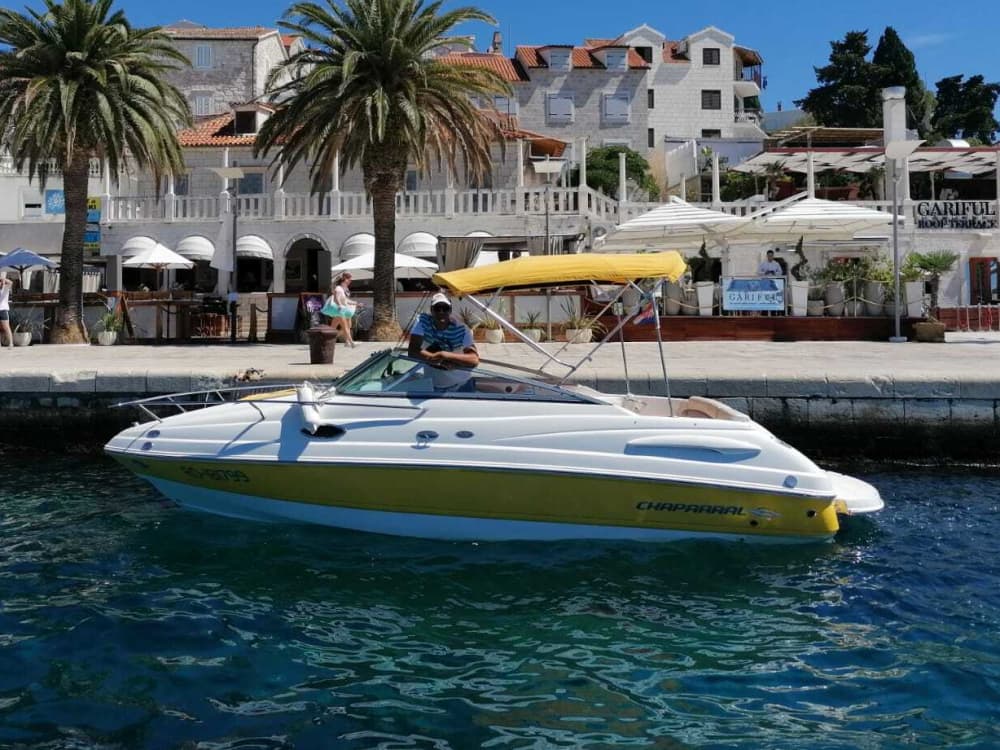 Half day (5h) to explore Split,Trogir,Blue Lagoon and island Solta