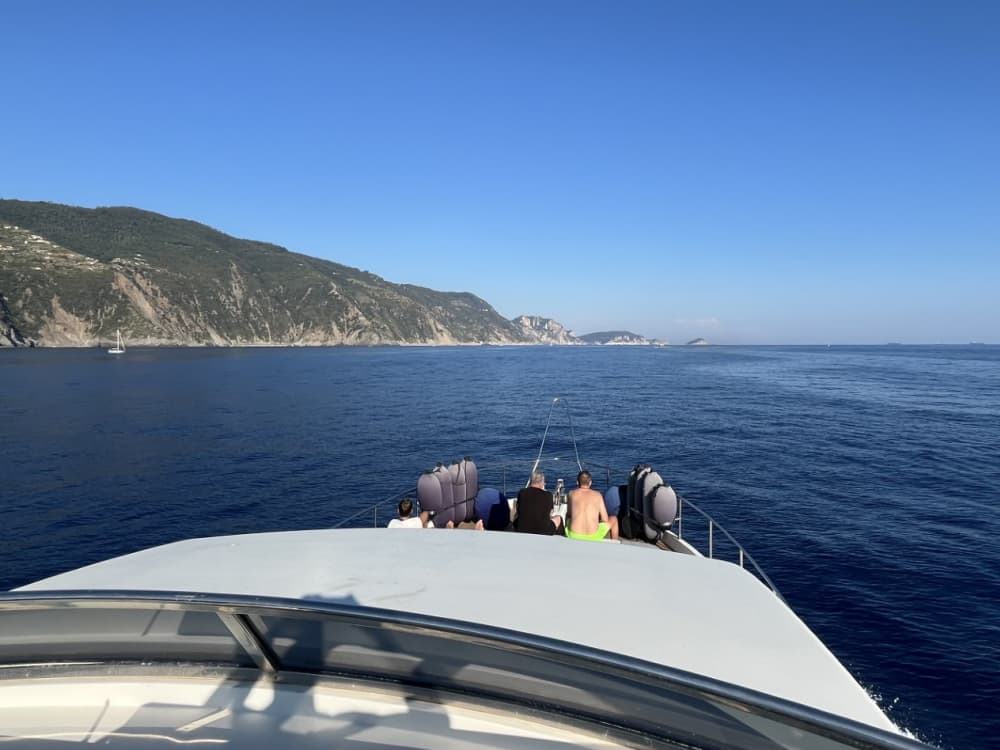 Cinque Terre Full-Day Boat Tour – Starting from Bocca di Magra