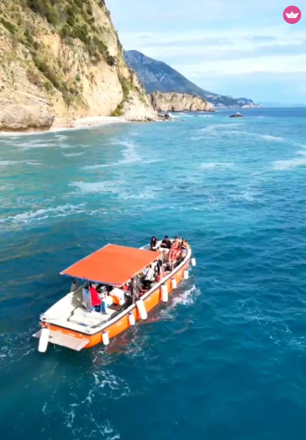 Aventura de barco com festa de dia inteiro: pôr do sol e karaokê noturno em Budva