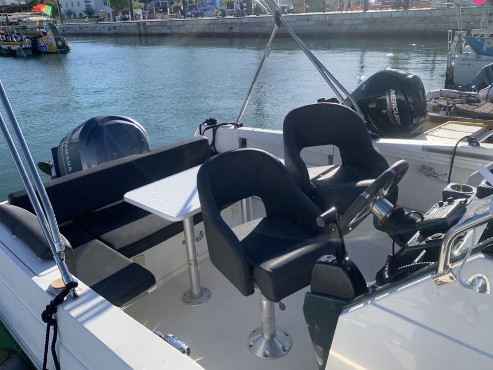 Sol, hav och grottor: En flykt till kustnära Algarve