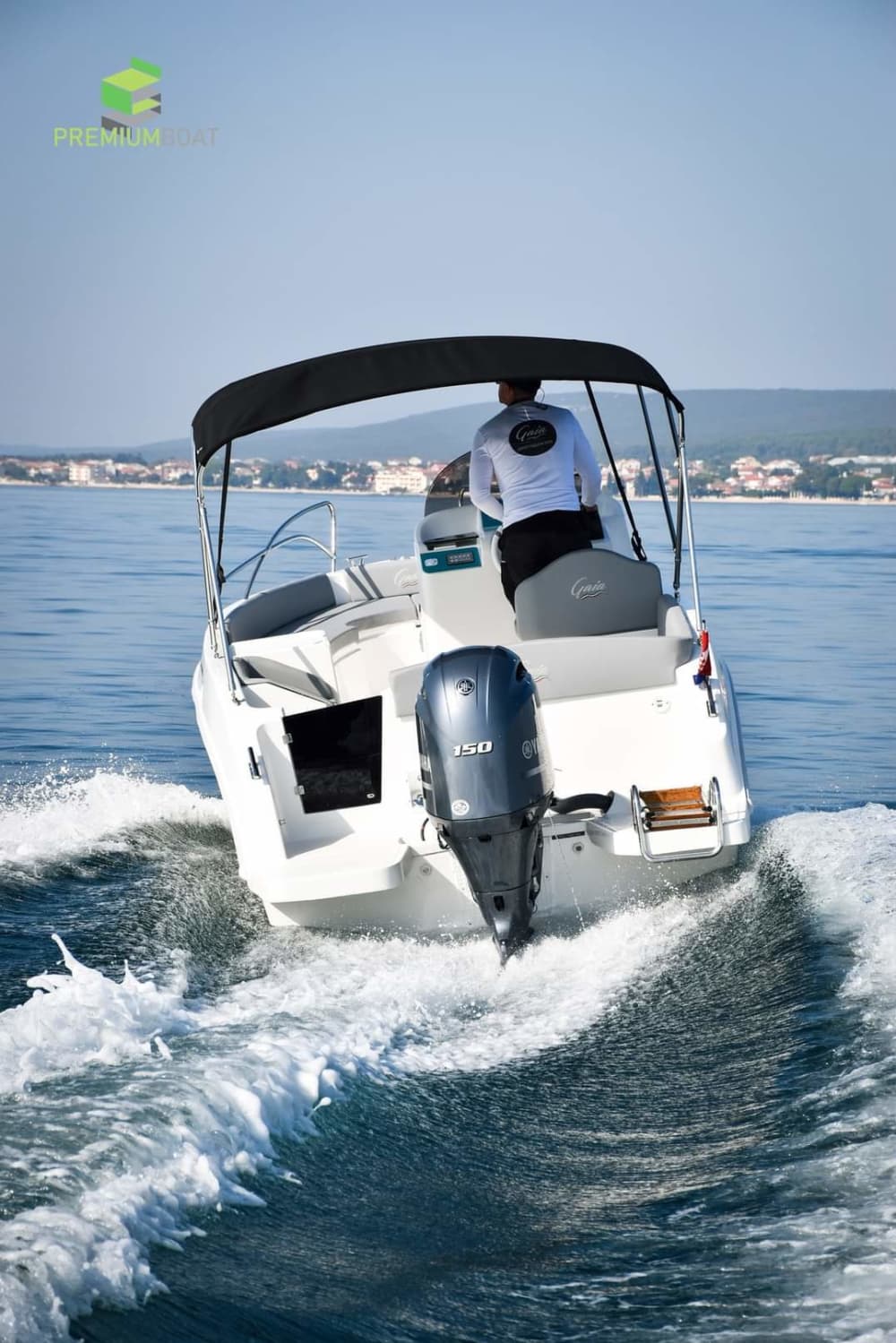 Discover Makarska: A full day of sun on a motorboat