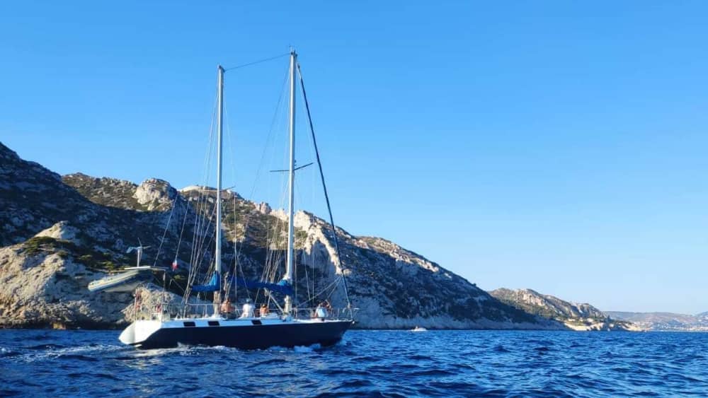 Introduktionsdag för segling i Calanques med badstopp.