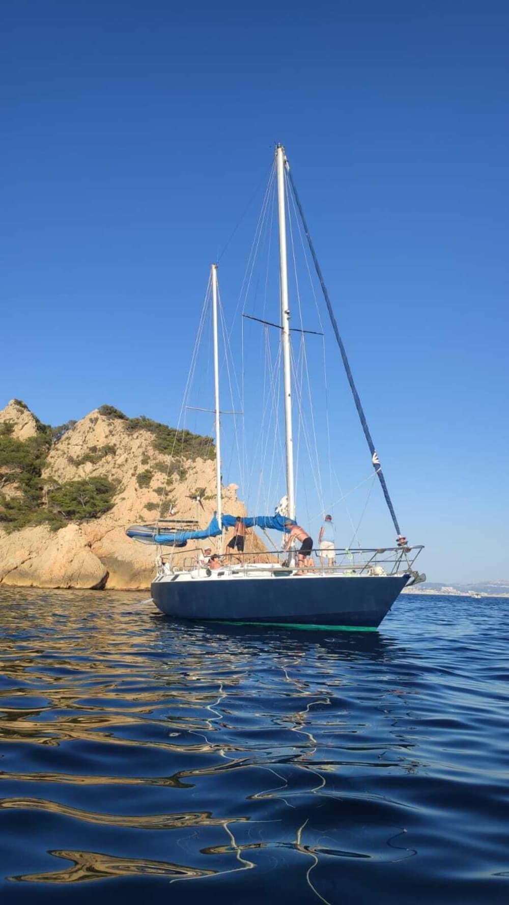 Introduktionsdag för segling i Calanques med badstopp.