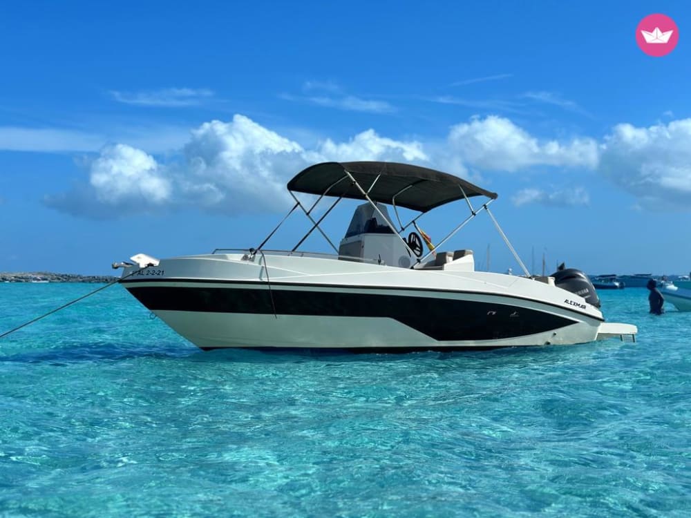 Private Speedboat Experience from Playa d'en Bossa