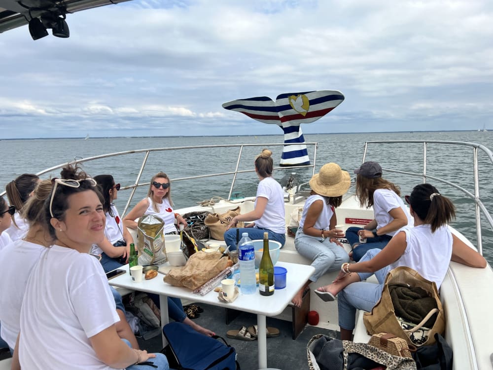 An unforgettable 3 to 6-hour day aboard the Speranza. Perfect for families, friends, hen/stag parties, corporate events…