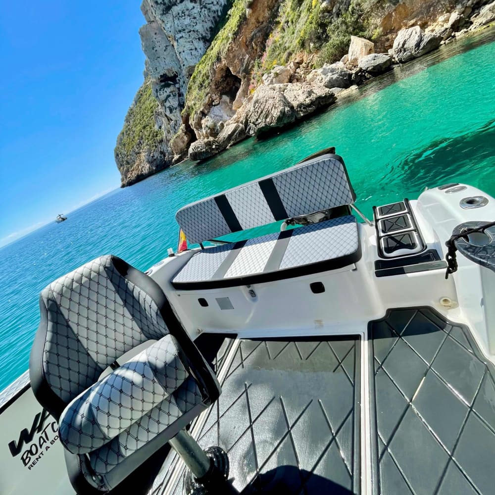 Enjoy the Sunset with our 2-hour experience.